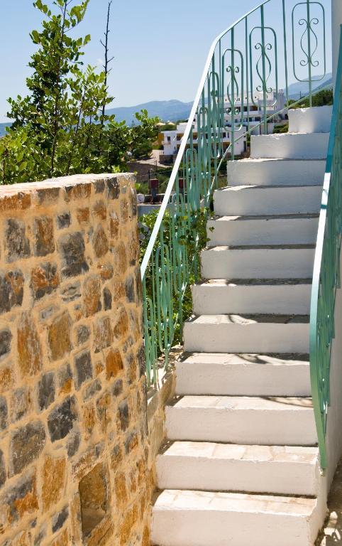 Creta Star Aparthotel 2*